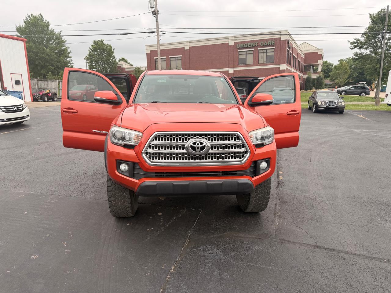 Toyota Tacoma  2016