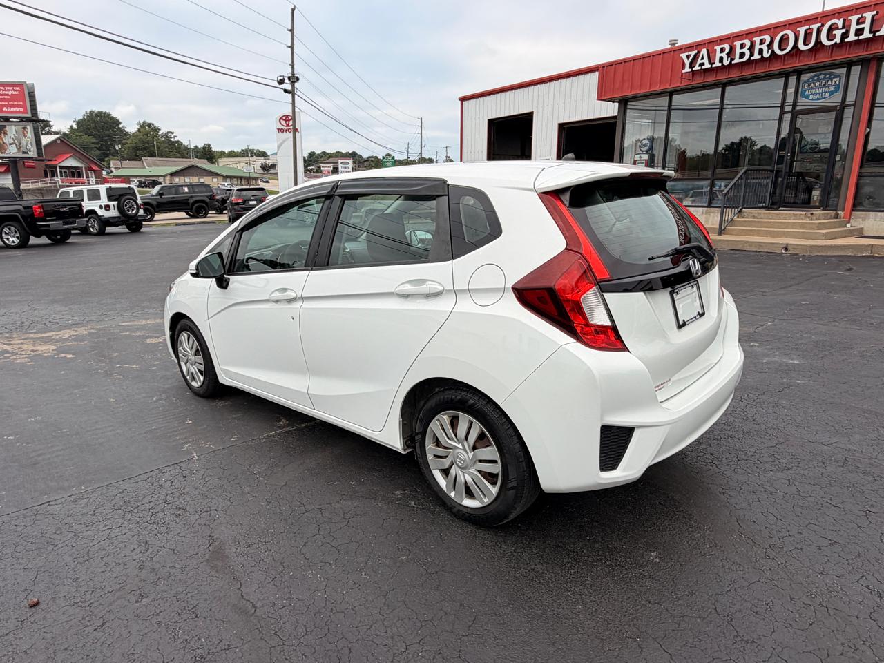 Honda Fit LX 6-Spd MT 2016