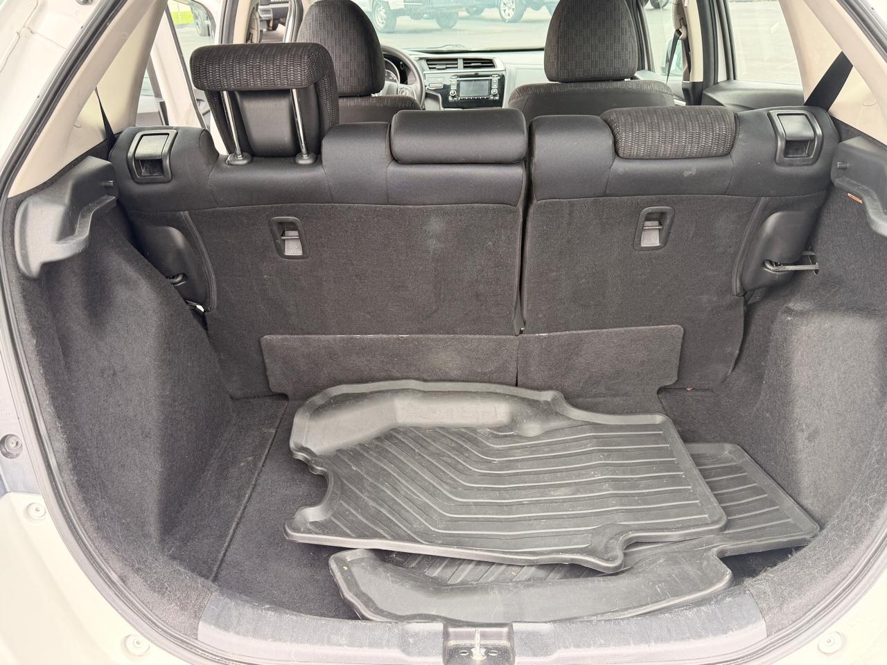 Honda Fit LX 6-Spd MT 2016