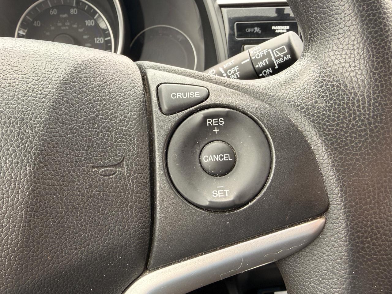 Honda Fit LX 6-Spd MT 2016