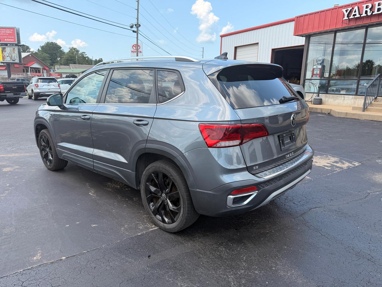 Volkswagen Taos SE 2022