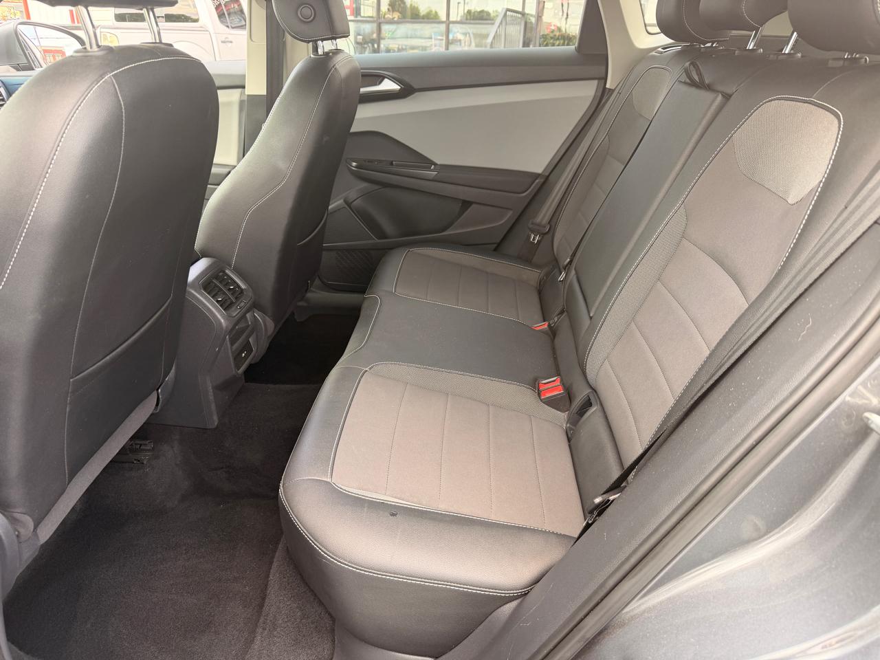 Volkswagen Taos SE 2022