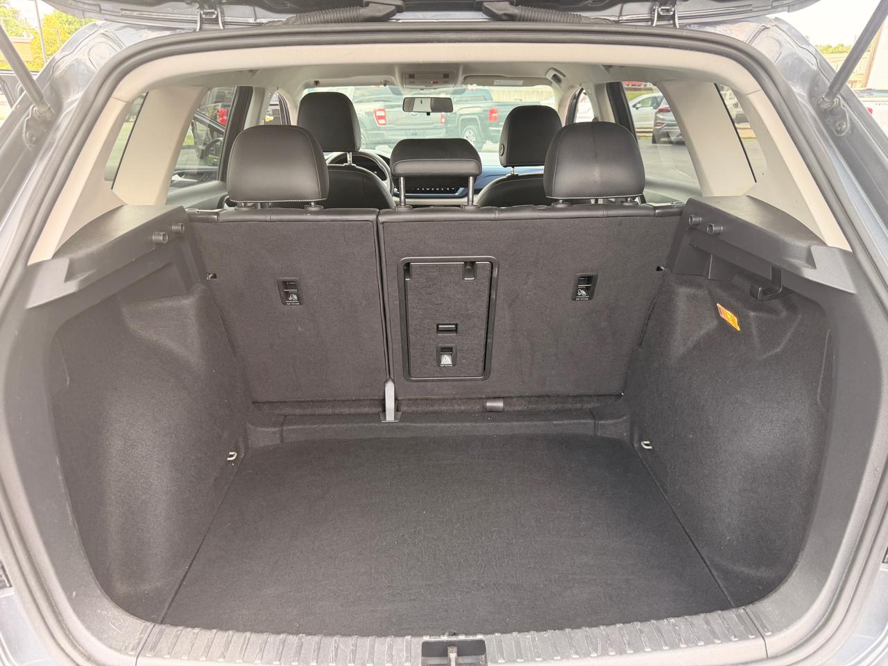 Volkswagen Taos SE 2022