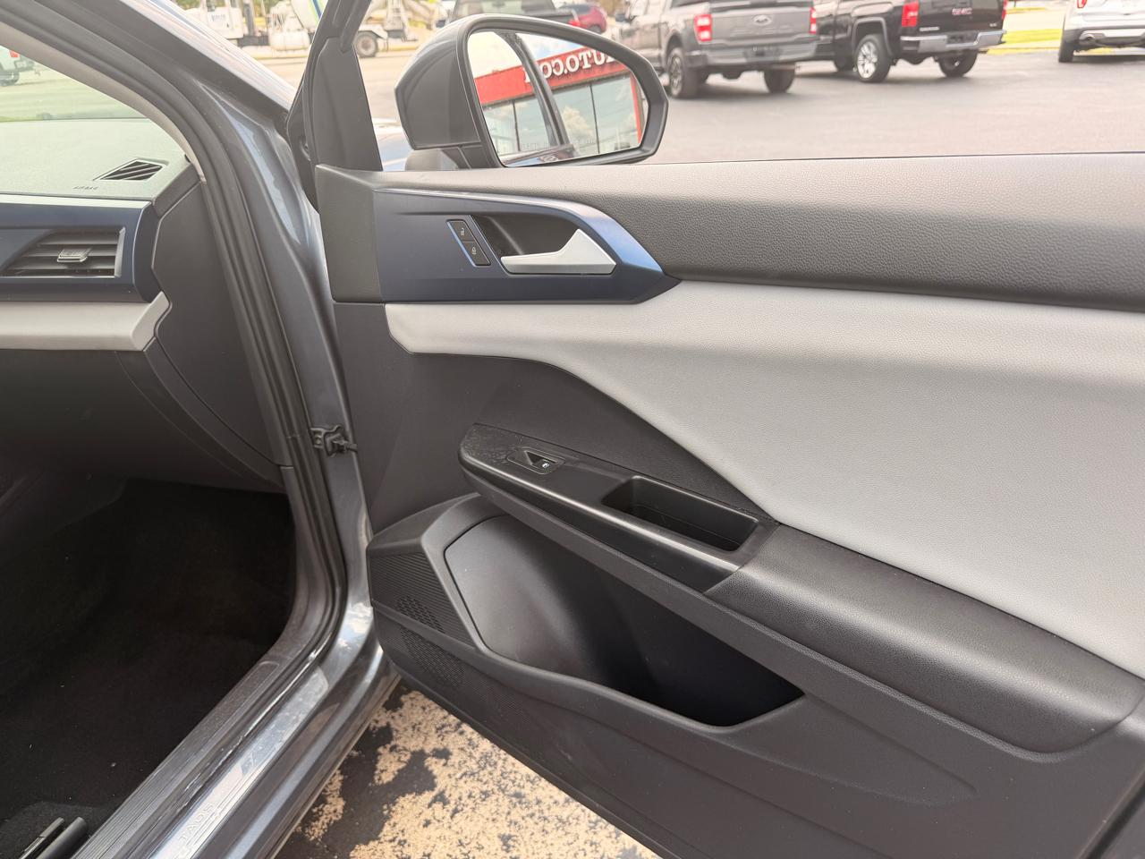 Volkswagen Taos SE 2022