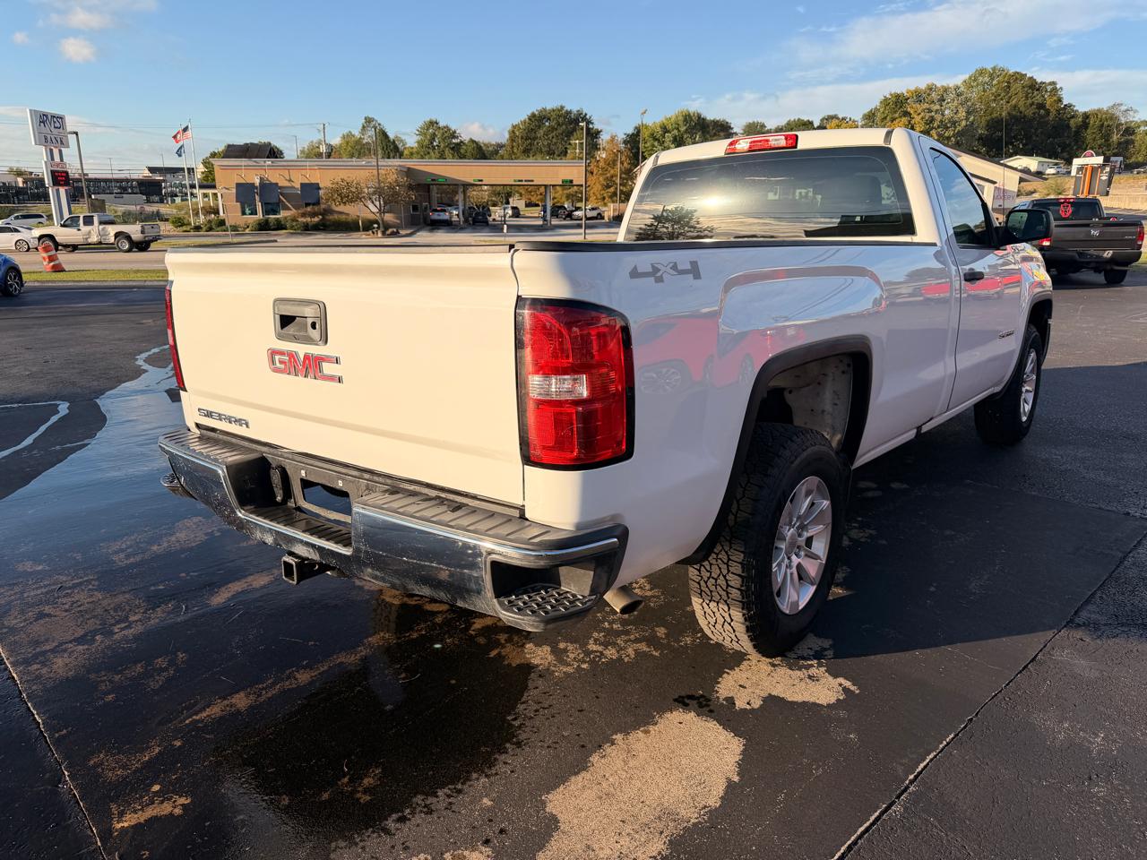 GMC Sierra 1500 Base Long Box 4WD 2018