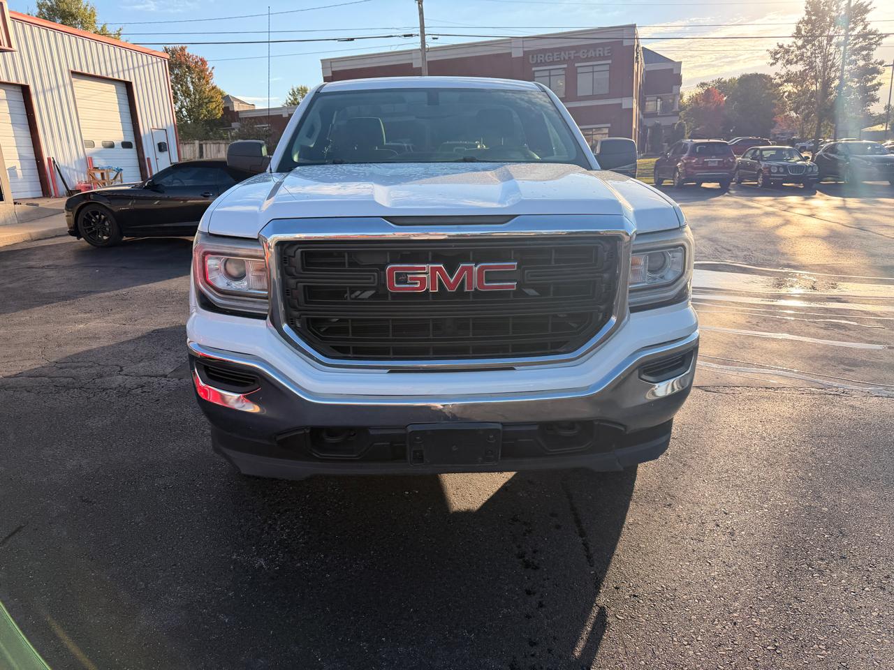 GMC Sierra 1500 Base Long Box 4WD 2018