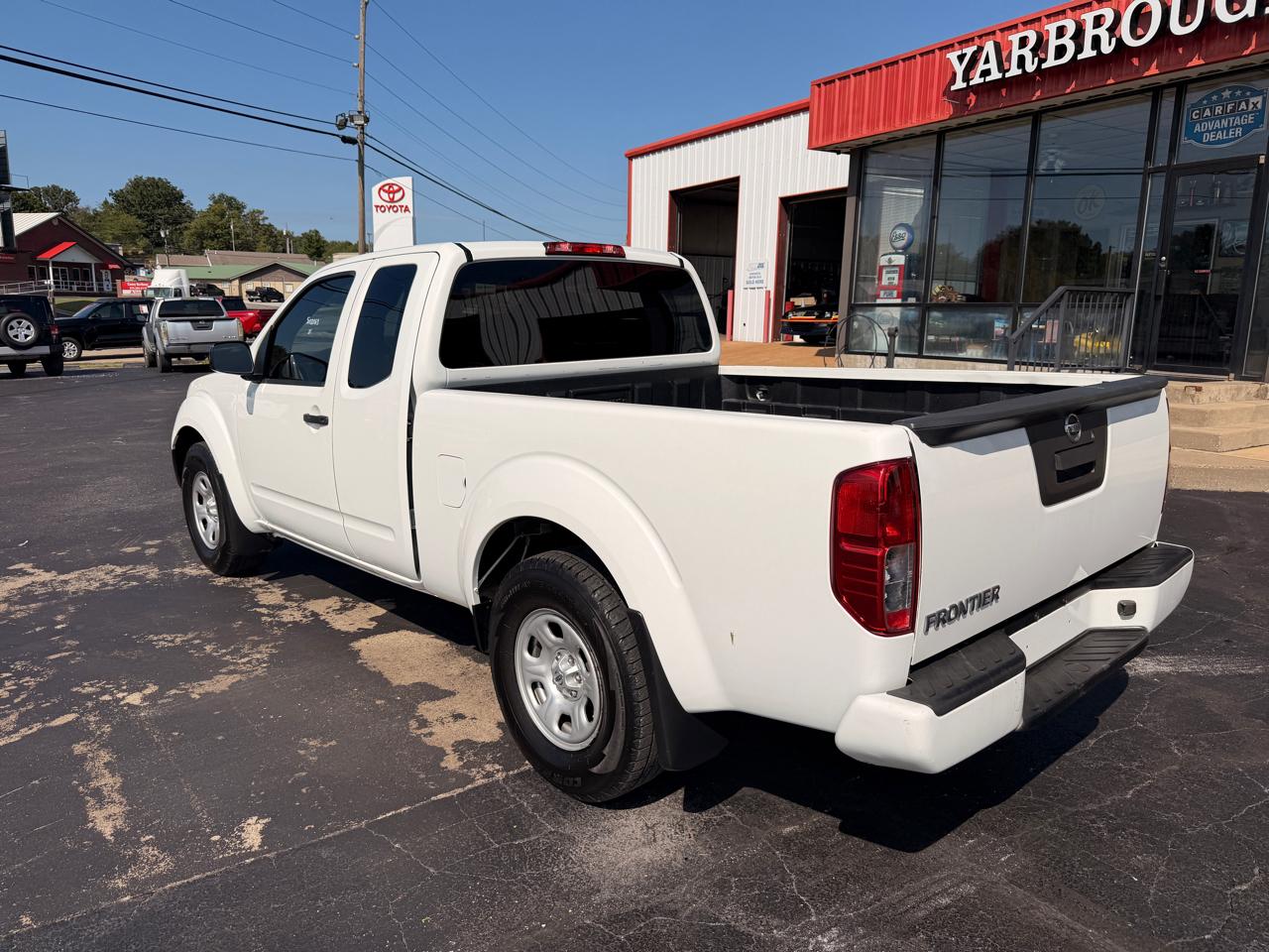 Nissan Frontier S King Cab 2WD 2021