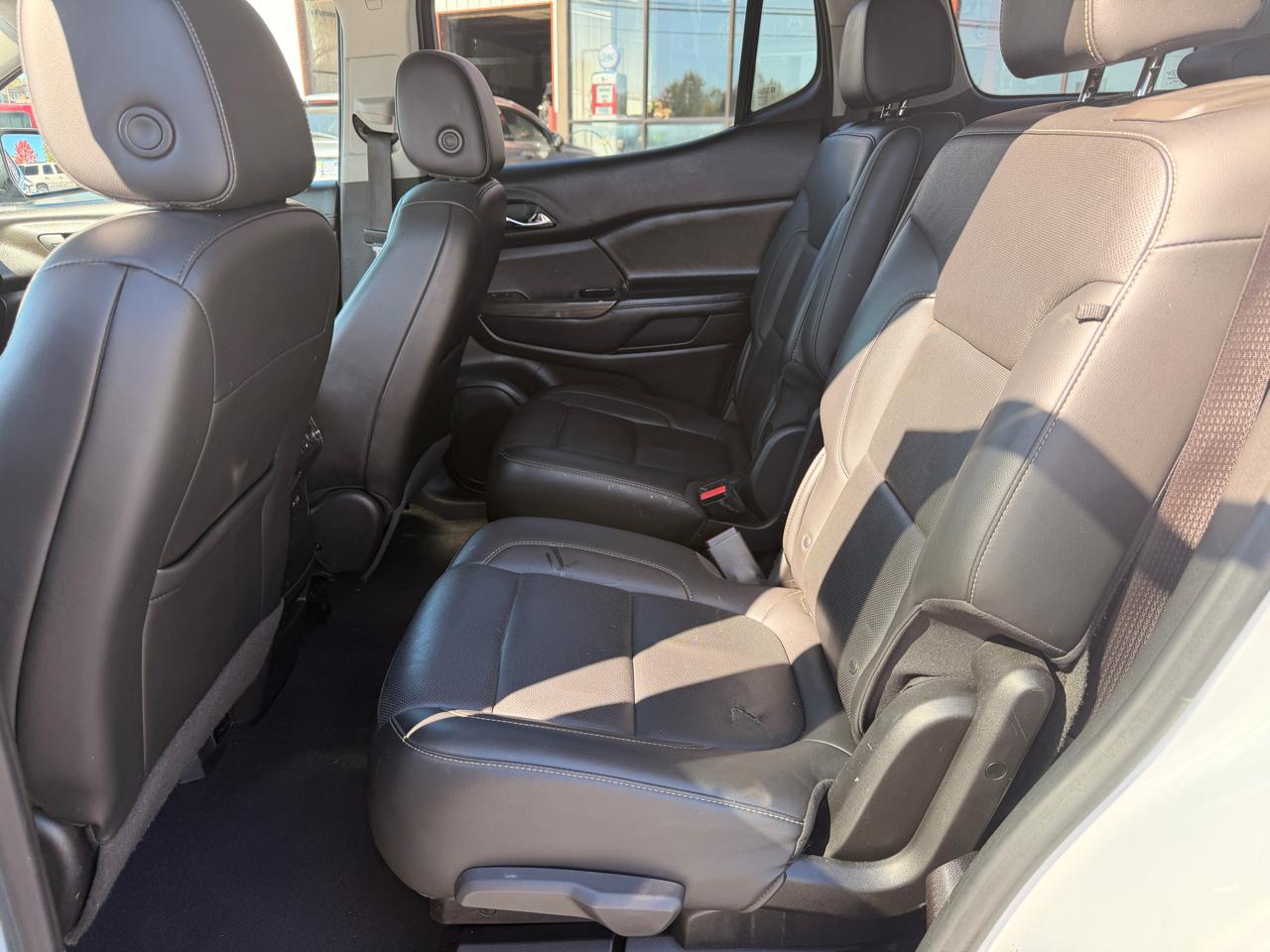 GMC Acadia SLT 2021