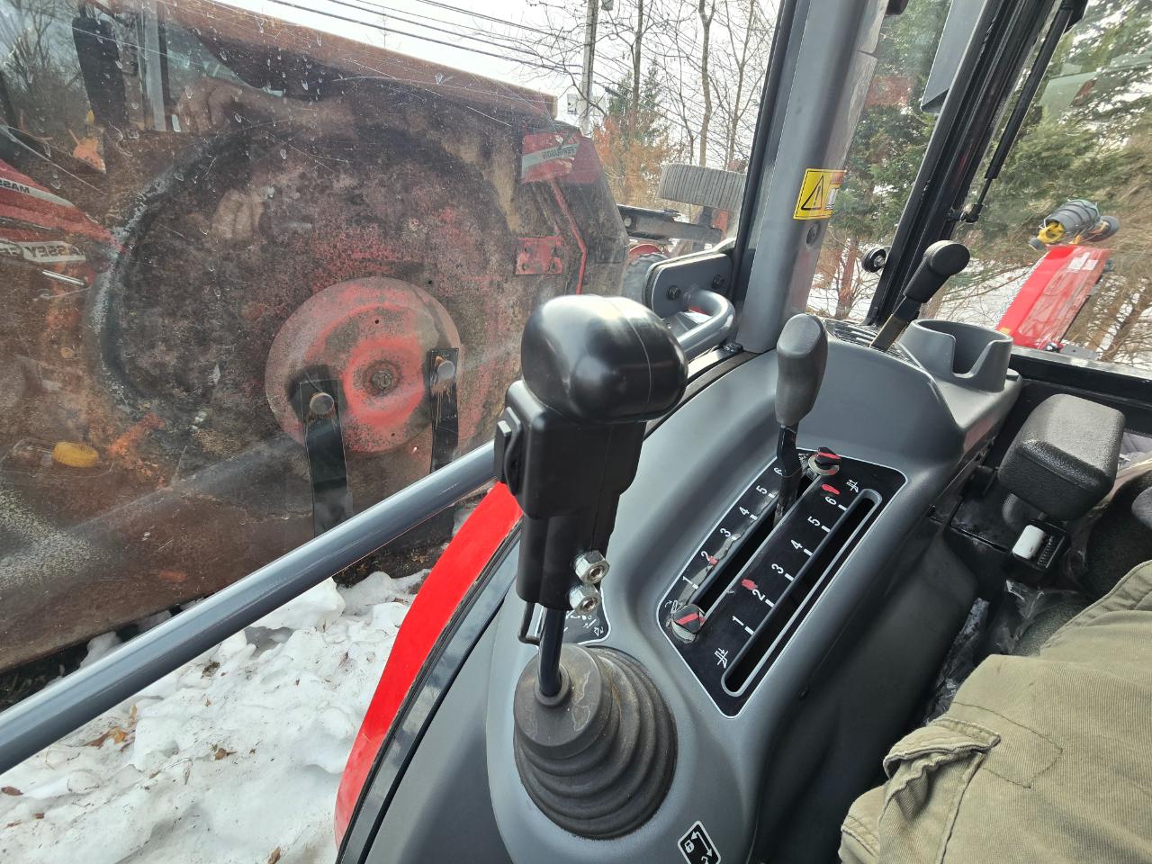 Massey Ferguson Farm  2014