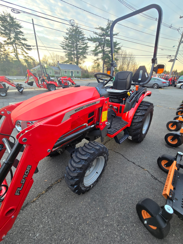 Massey Ferguson Farm  2025