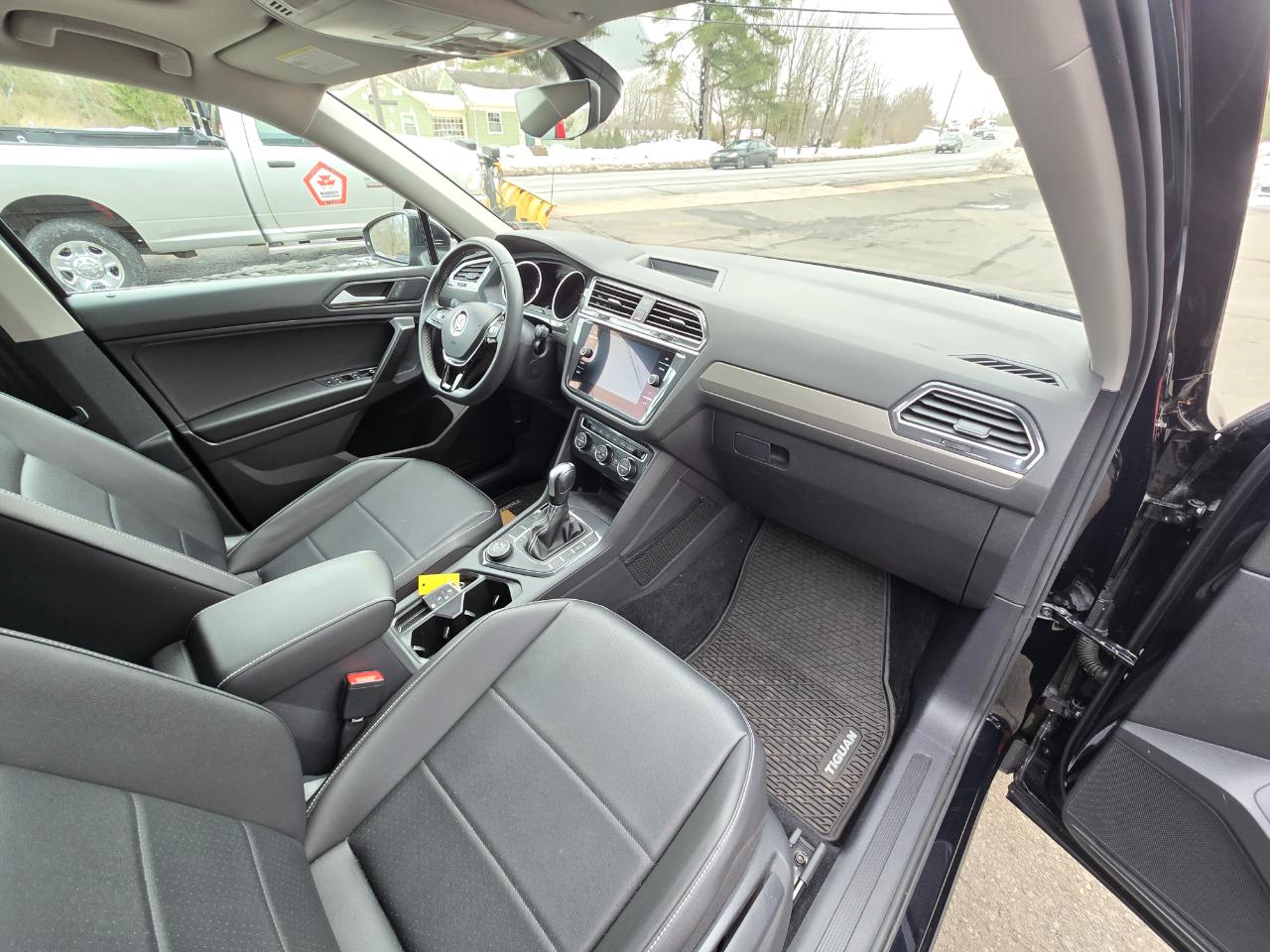 Volkswagen Tiguan 2.0T SE 4MOTION 2021