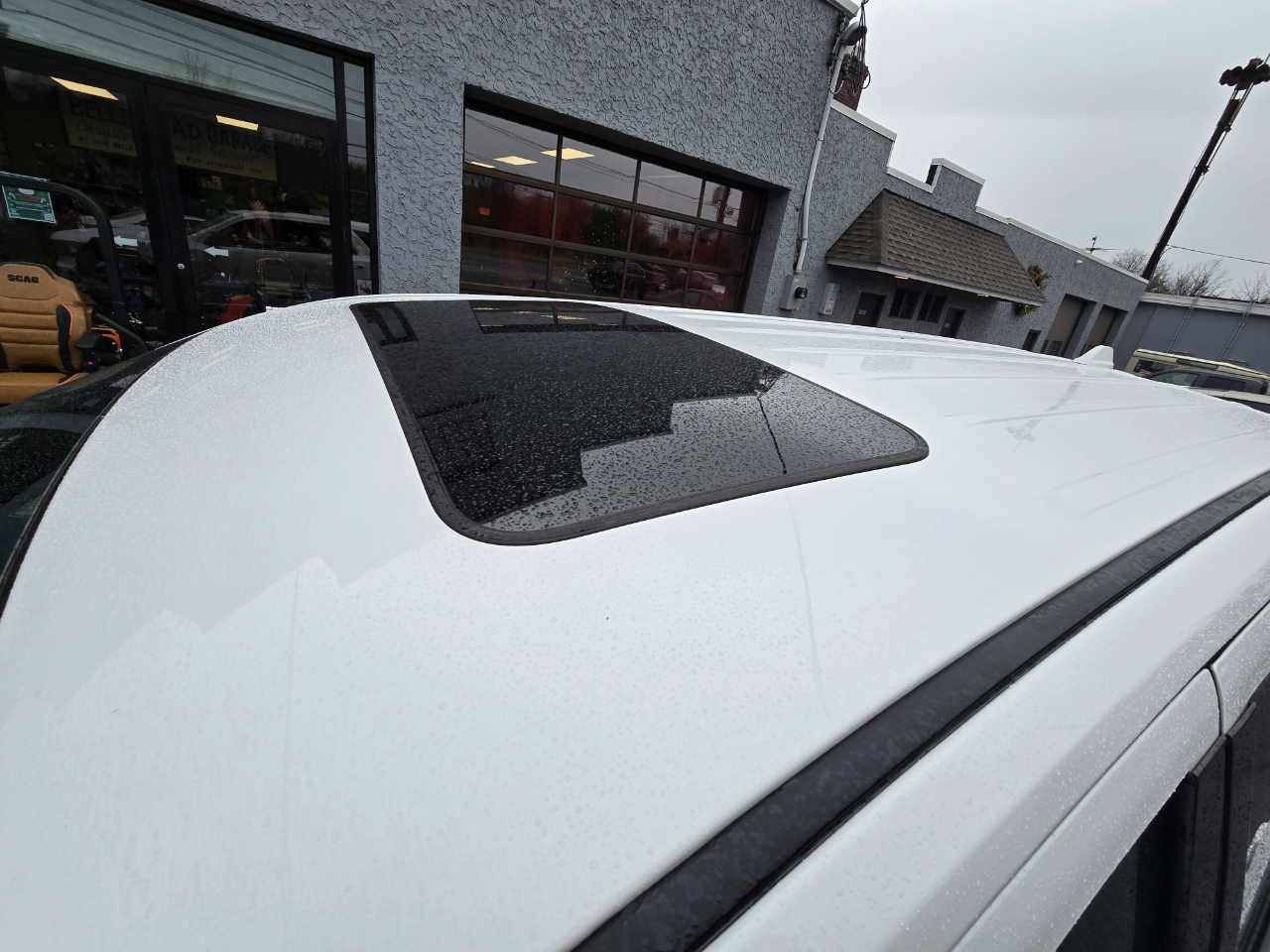 Dodge Durango SXT 4D SUV 4WD 2018