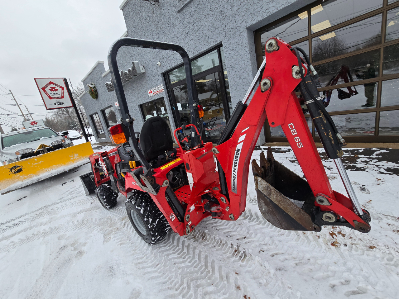 Massey Ferguson Farm  2019