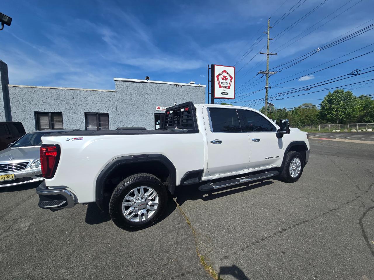 GMC Sierra 2500HD 4WD Crew Cab 159" SLT 2021