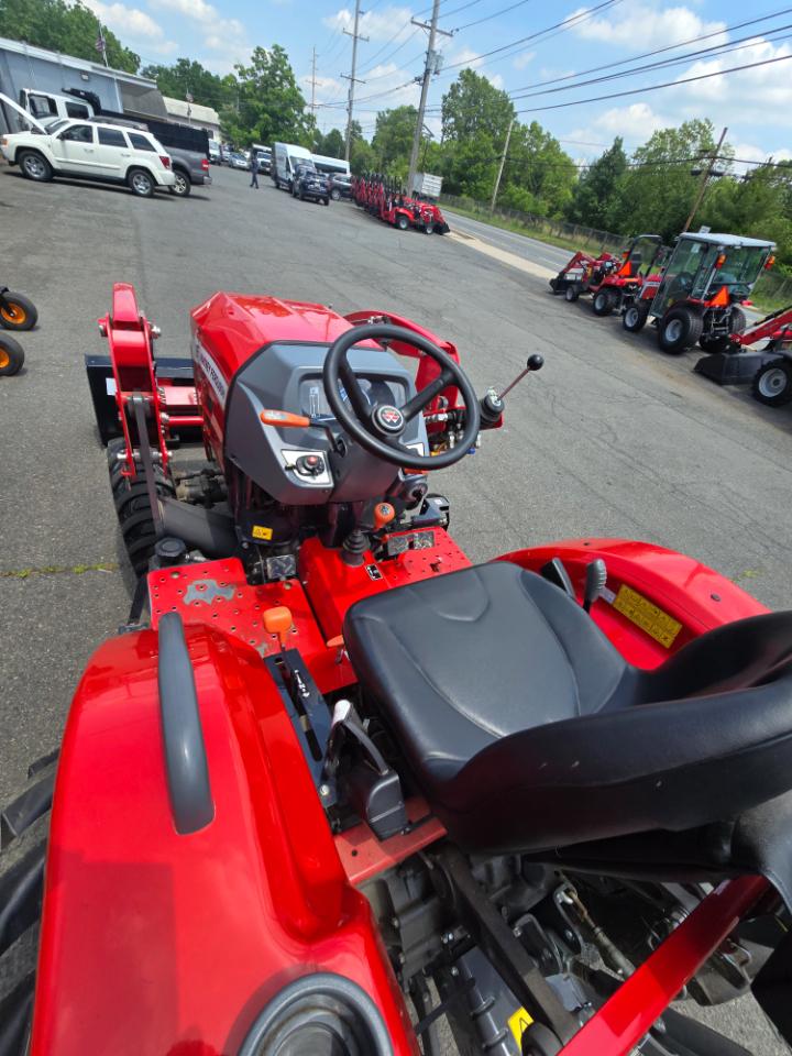 Massey Ferguson Farm  2022