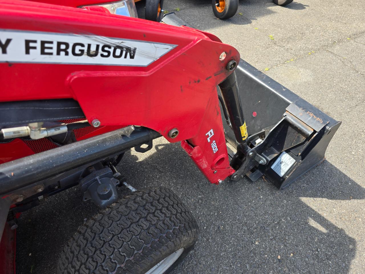 Massey Ferguson Farm  2021