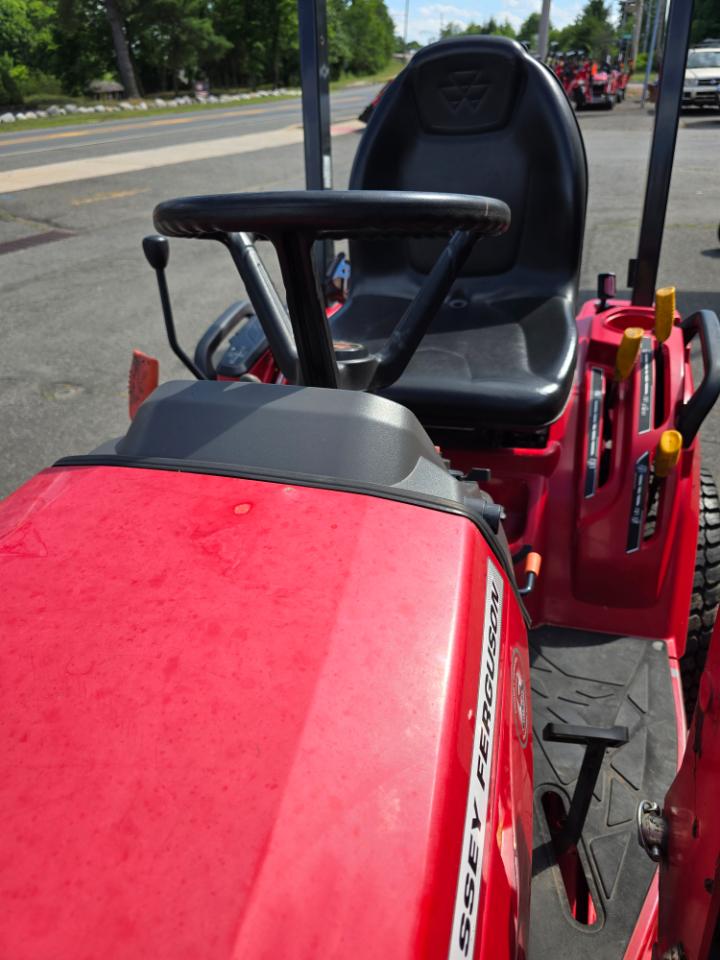 Massey Ferguson Farm  2021