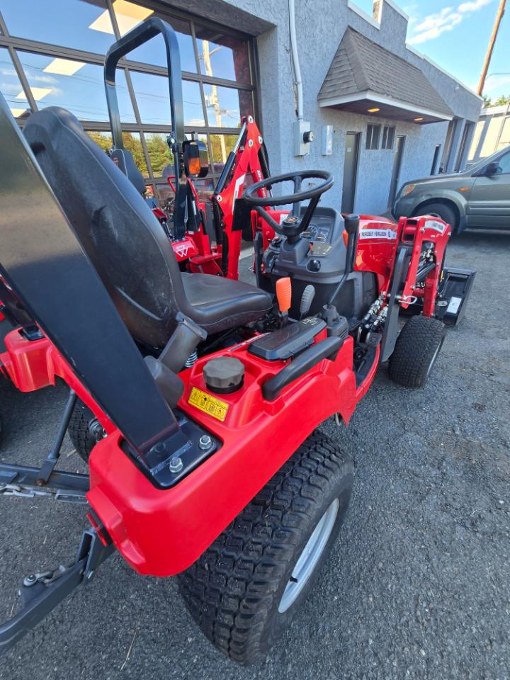 Massey Ferguson Farm  2021
