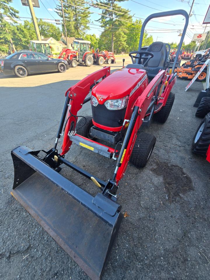 Massey Ferguson Farm  2021