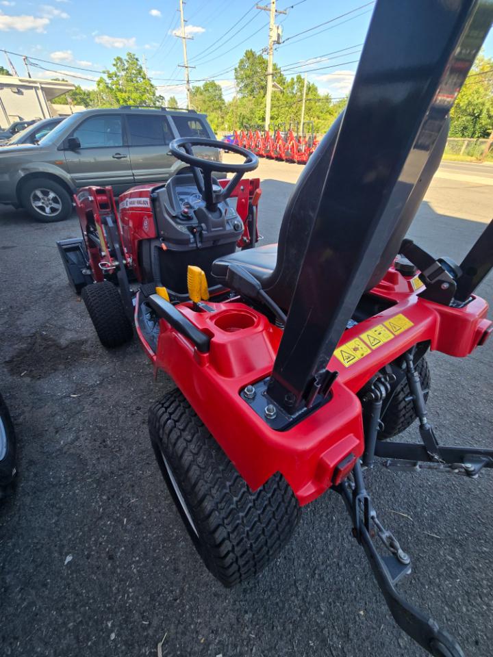 Massey Ferguson Farm  2021