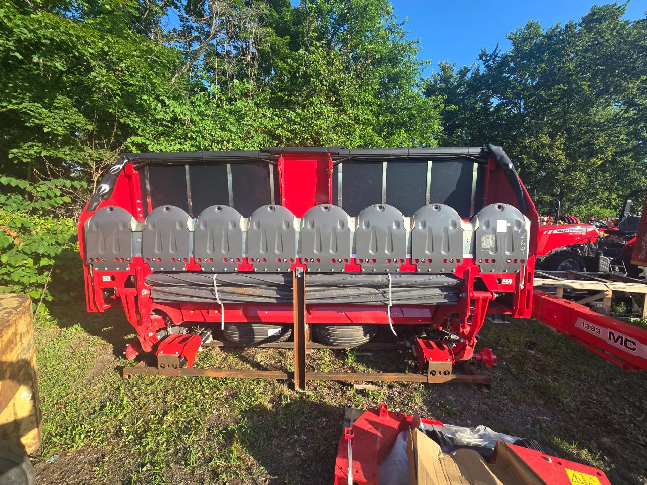 Massey Ferguson Farm  2026