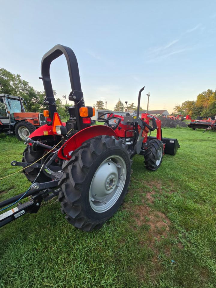 Massey Ferguson Farm  2022