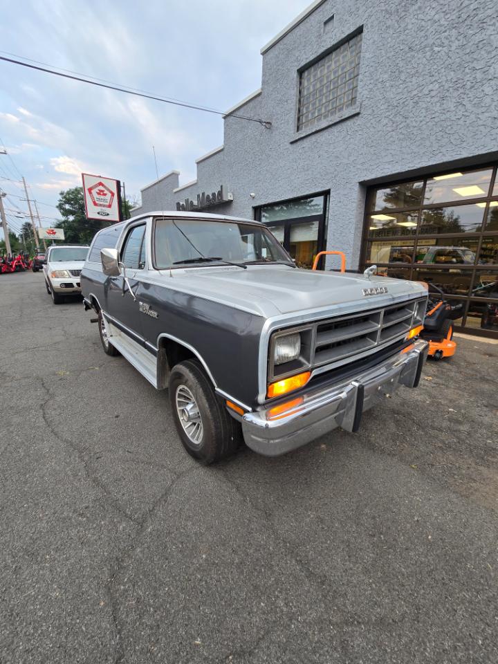 Dodge Ram Charger  1987