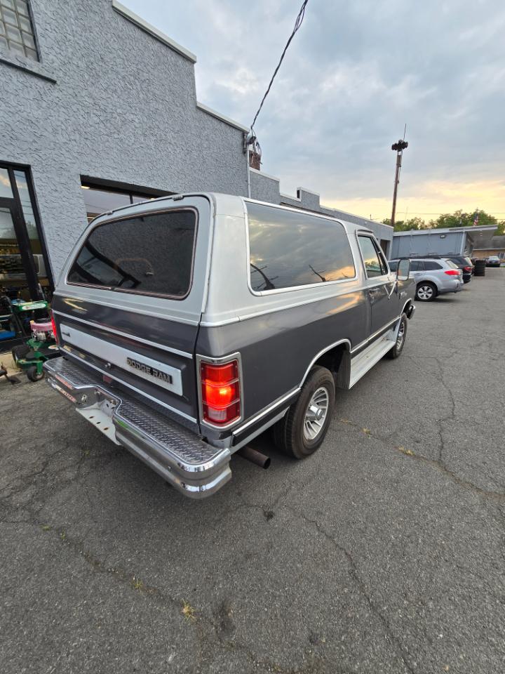 Dodge Ram Charger  1987