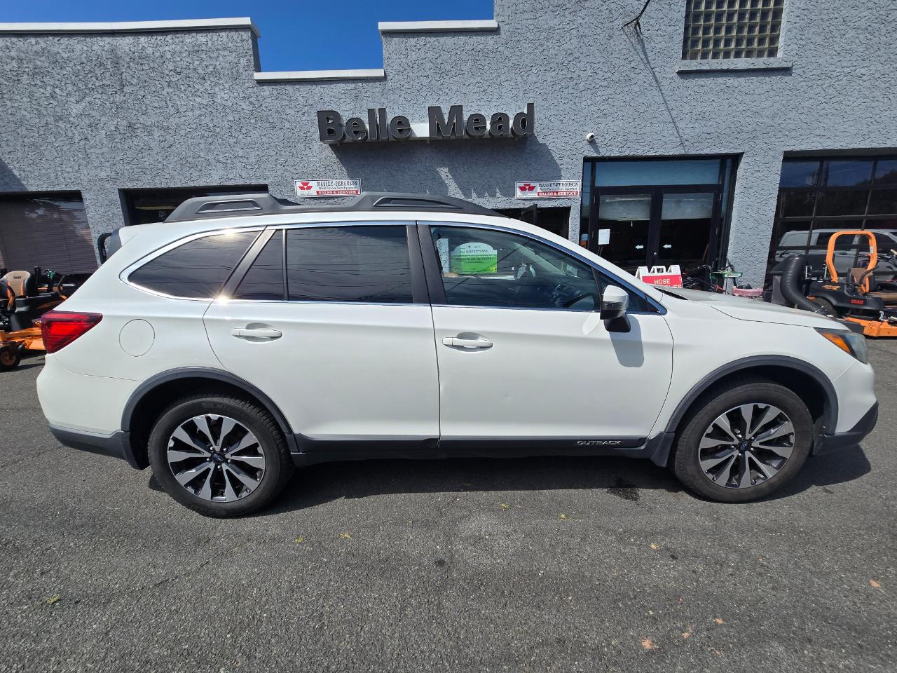 Subaru Outback 4dr Wgn 2.5i Limited PZEV 2016