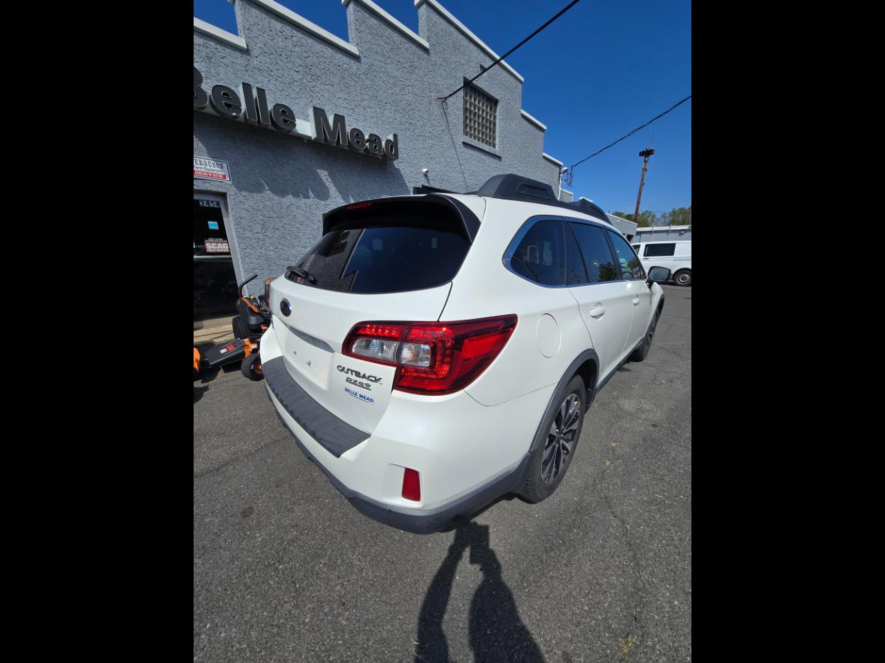 Subaru Outback 4dr Wgn 2.5i Limited PZEV 2016