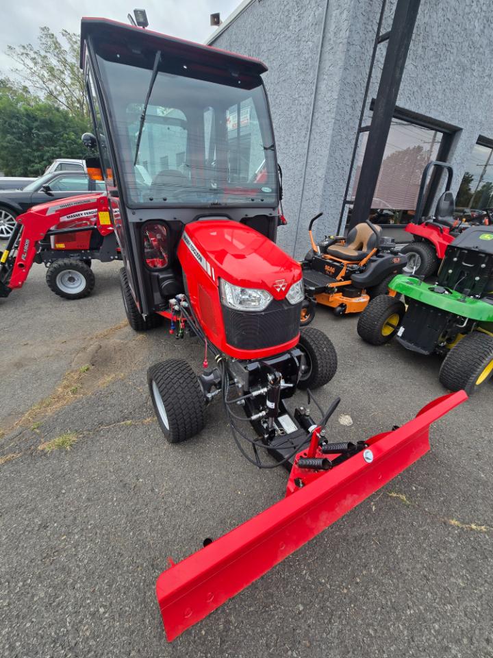 Massey Ferguson Farm  2019