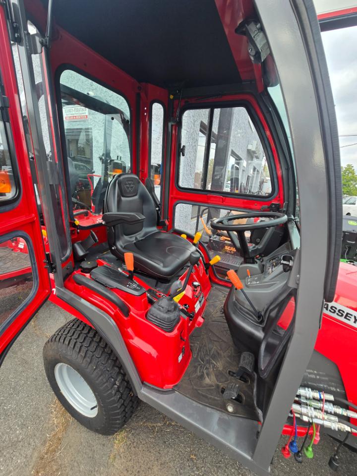 Massey Ferguson Farm  2019