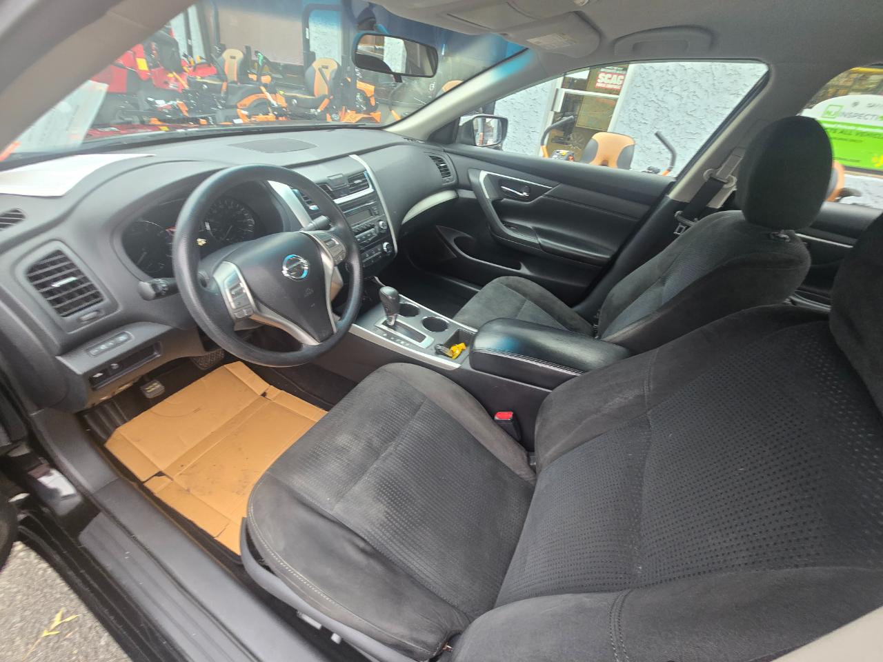 Nissan Altima  2015