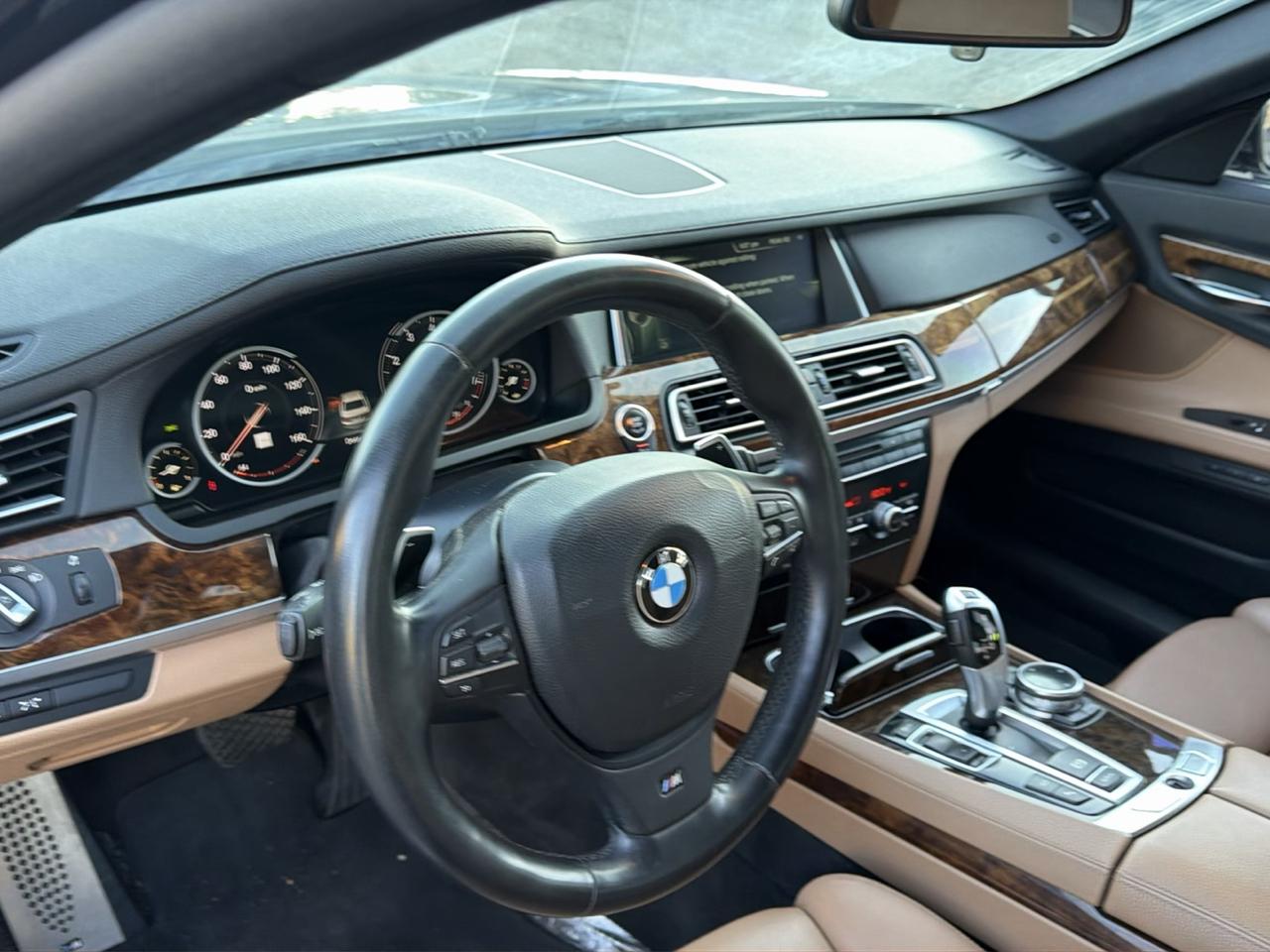 BMW 7-Series 740iL 2014