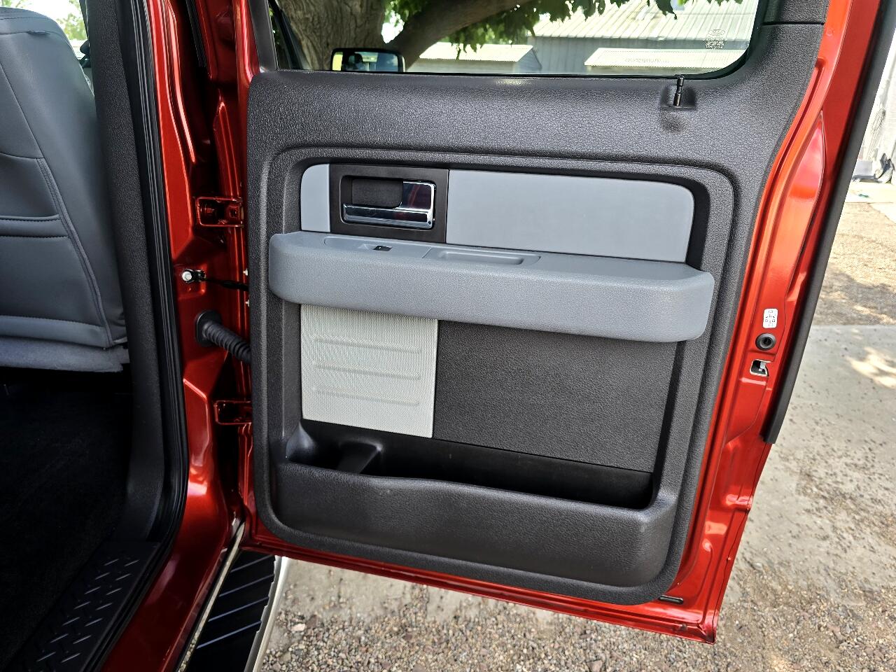 Ford F-150 XLT 2WD SuperCrew 5.5' Box 2014