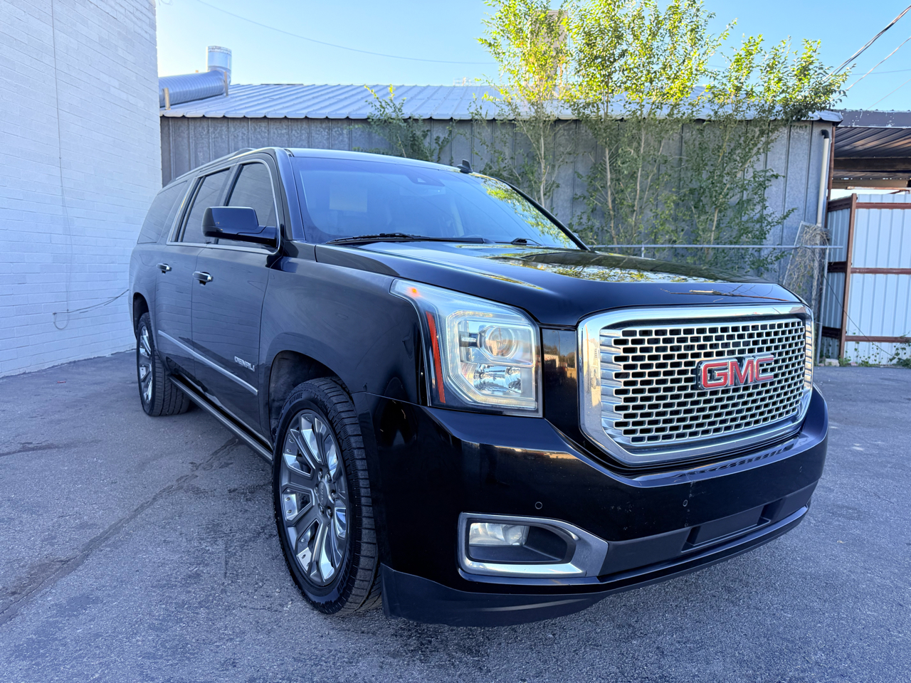 GMC Yukon Denali XL 4WD 2015