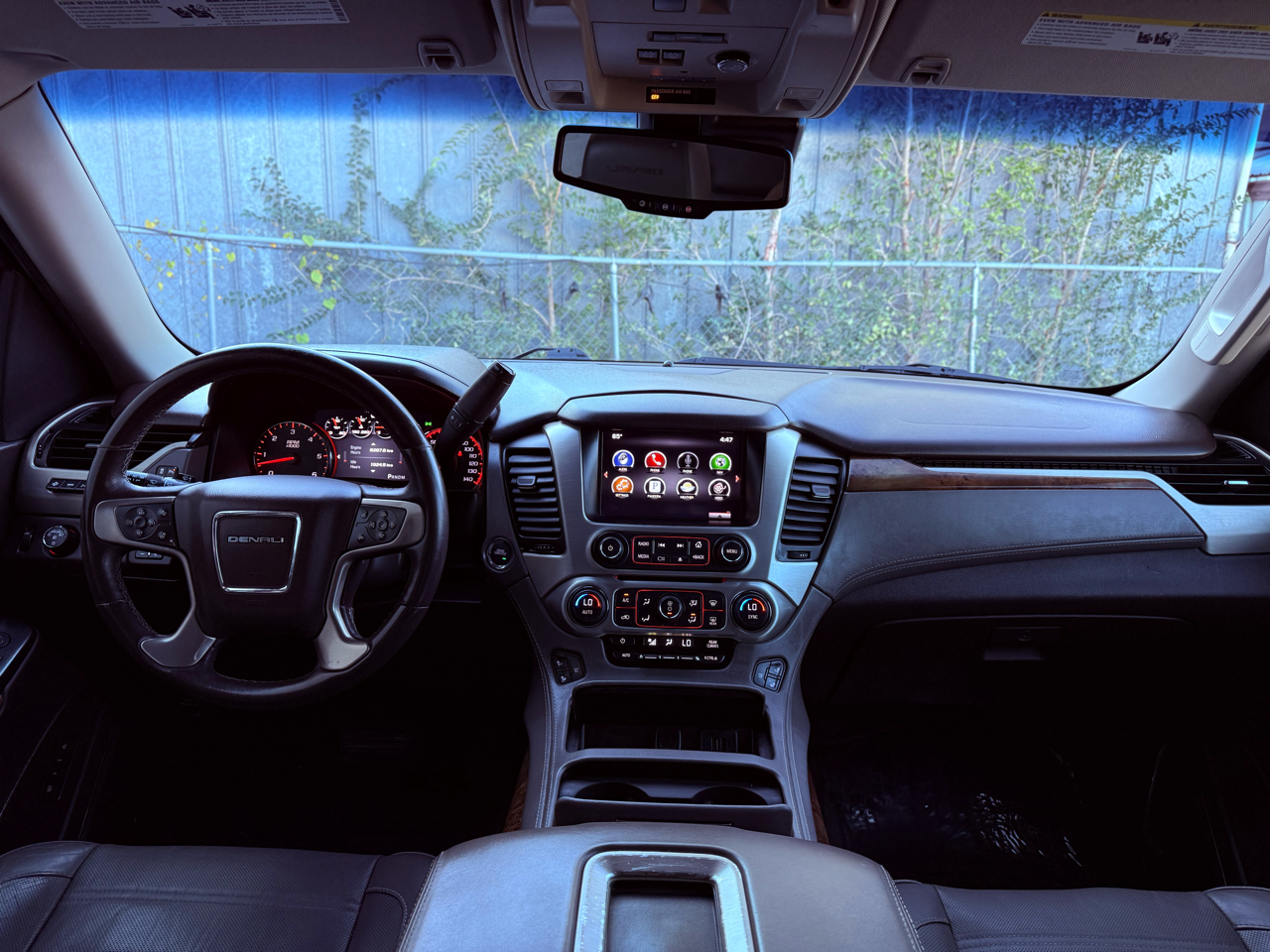 GMC Yukon Denali XL 4WD 2015