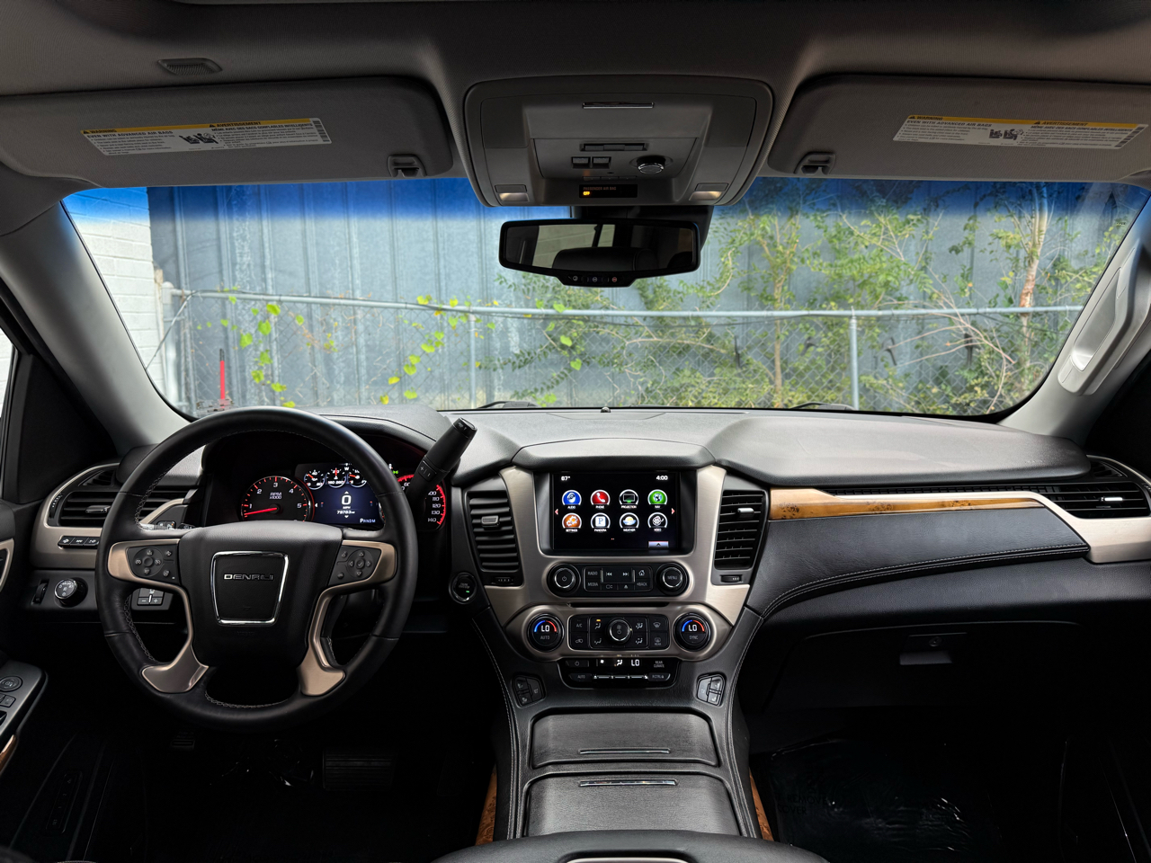 GMC Yukon Denali 4WD 2016