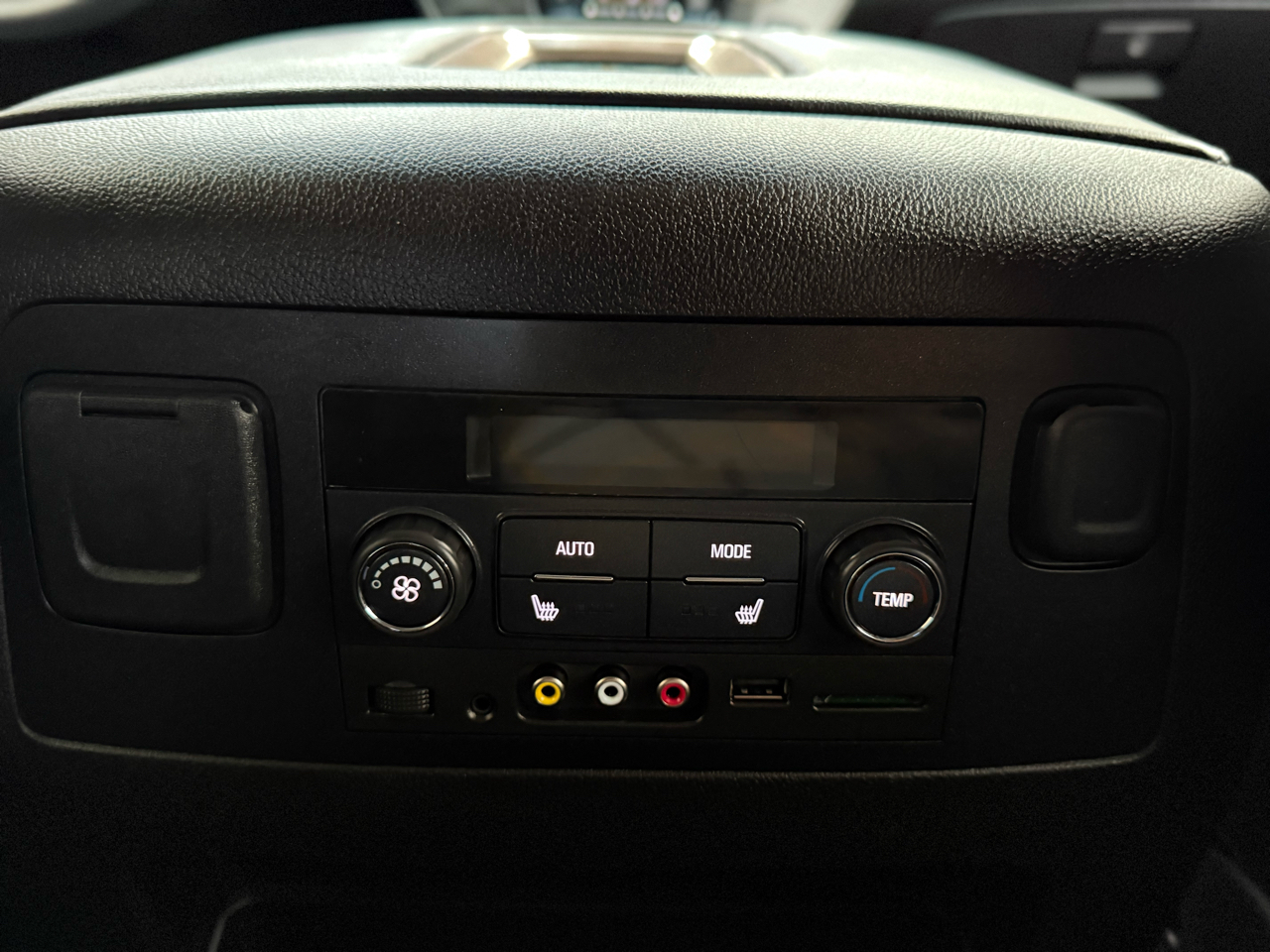 GMC Yukon Denali 4WD 2016