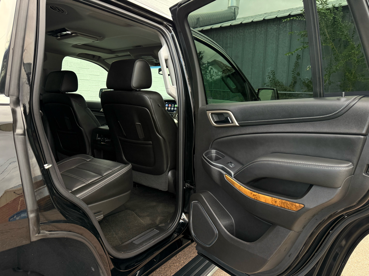 GMC Yukon Denali 4WD 2016