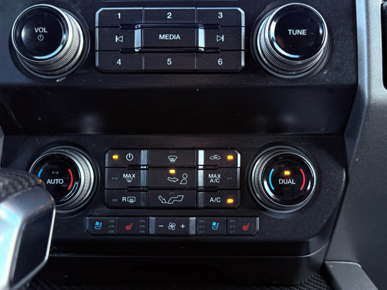 Ford F-150 Raptor SuperCrew 4WD 2019