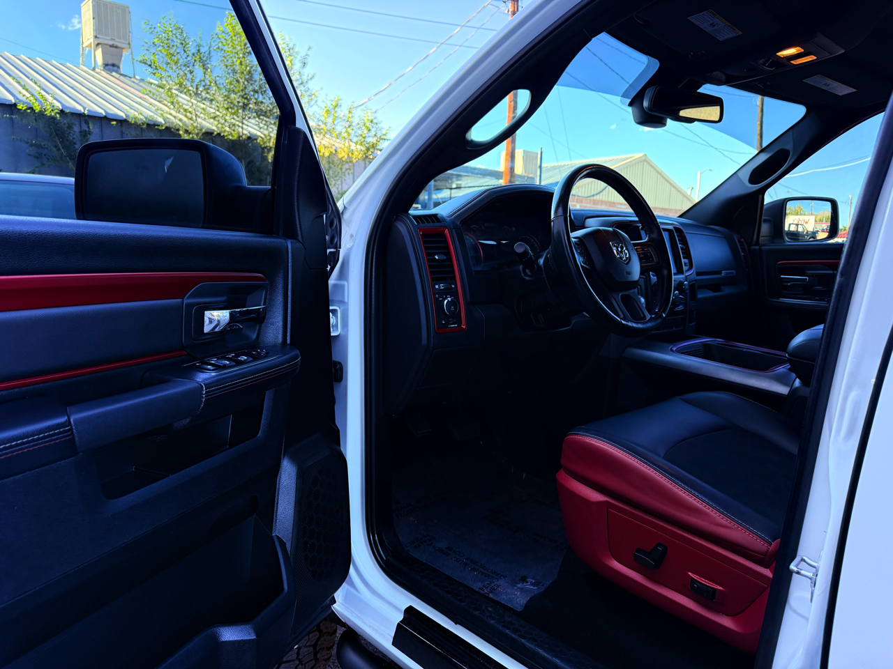 RAM 1500 Rebel Crew Cab SWB 4WD 2018
