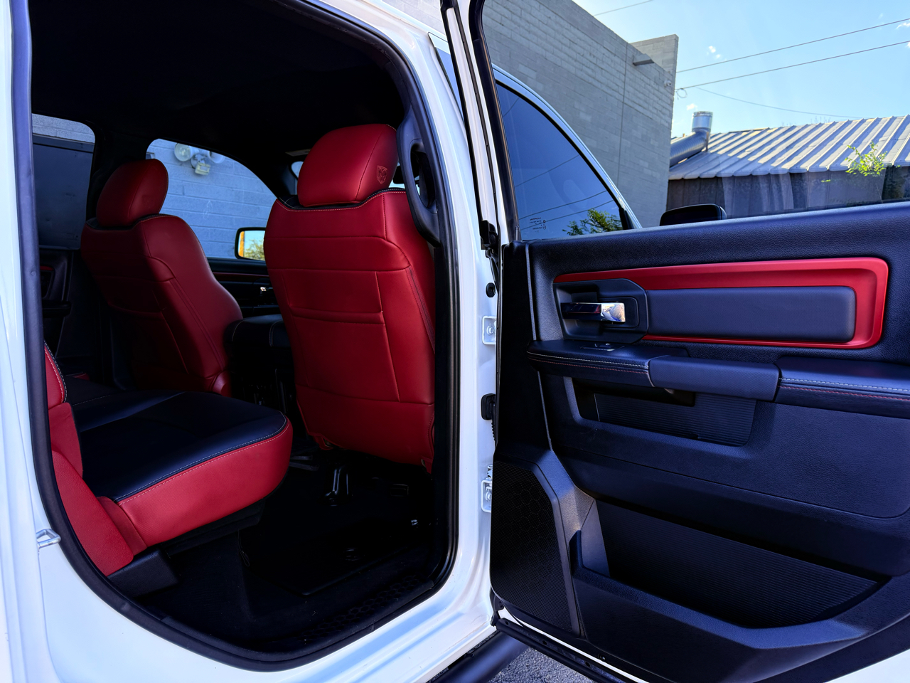 RAM 1500 Rebel Crew Cab SWB 4WD 2018