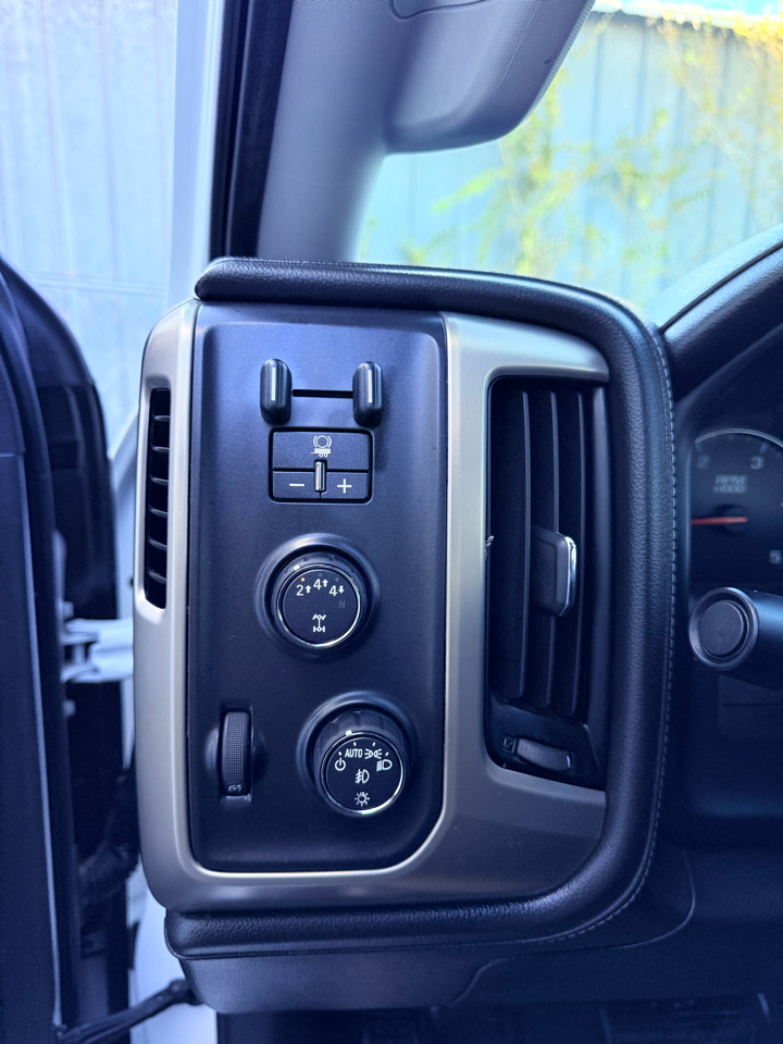 GMC Sierra 3500HD Denali Crew Cab 4WD 2017