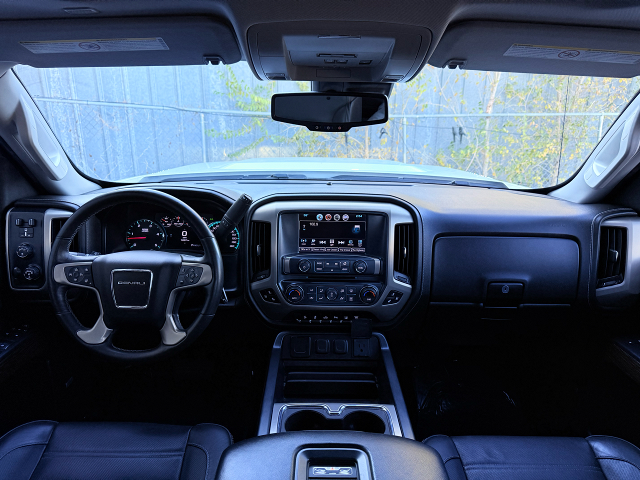 GMC Sierra 3500HD Denali Crew Cab 4WD 2017