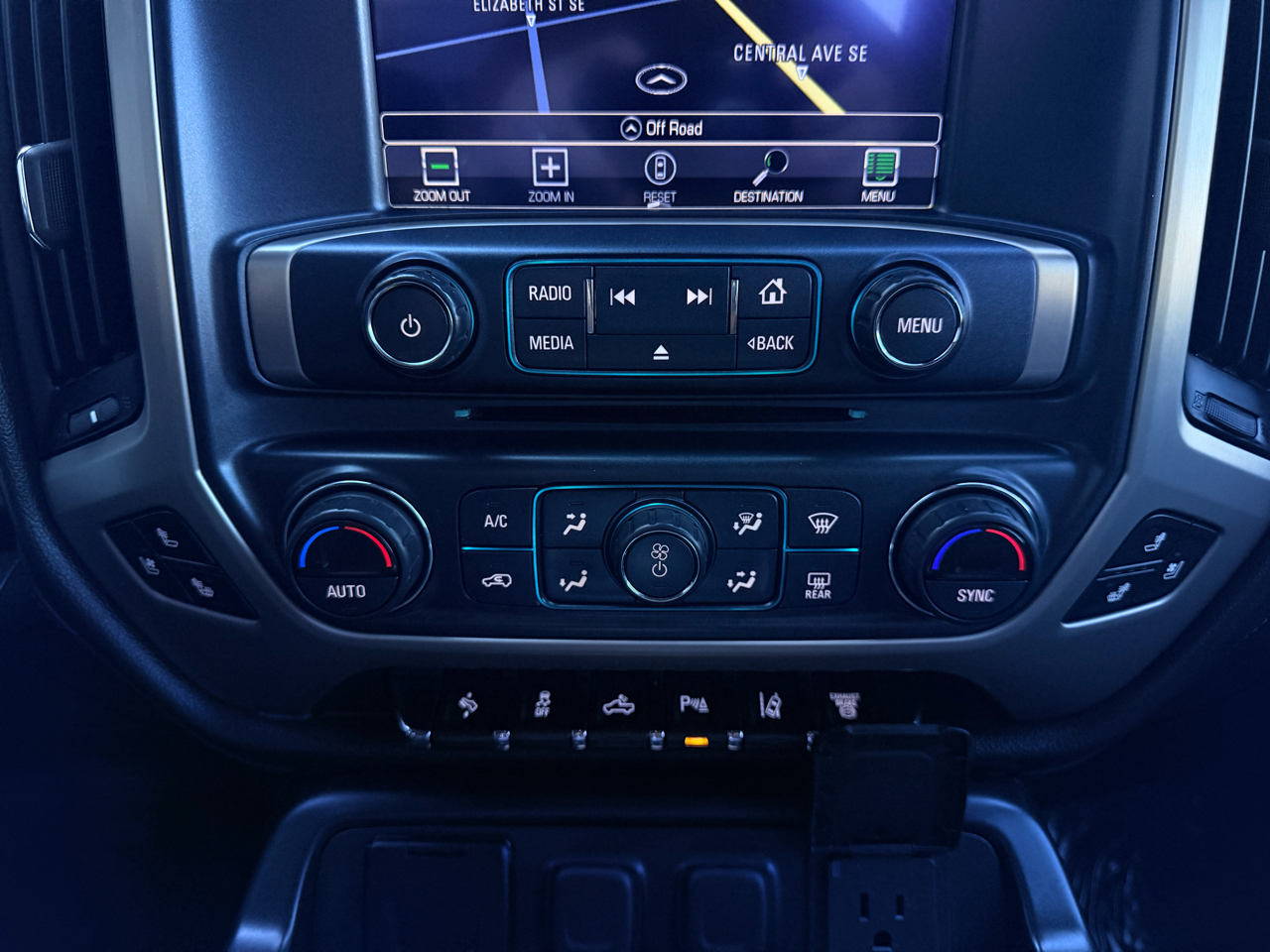 GMC Sierra 3500HD Denali Crew Cab 4WD 2017