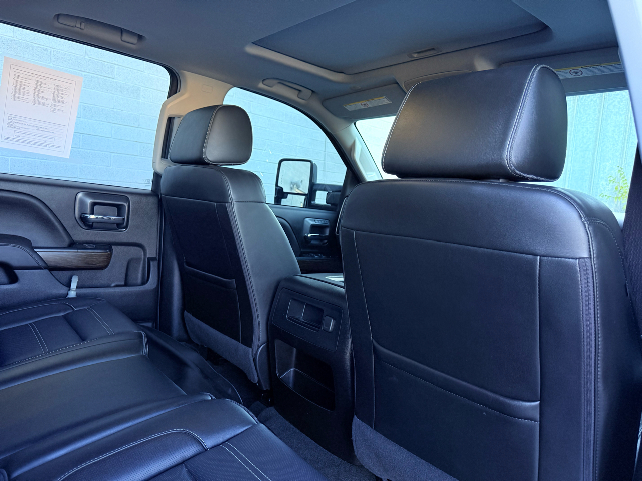 GMC Sierra 3500HD Denali Crew Cab 4WD 2017