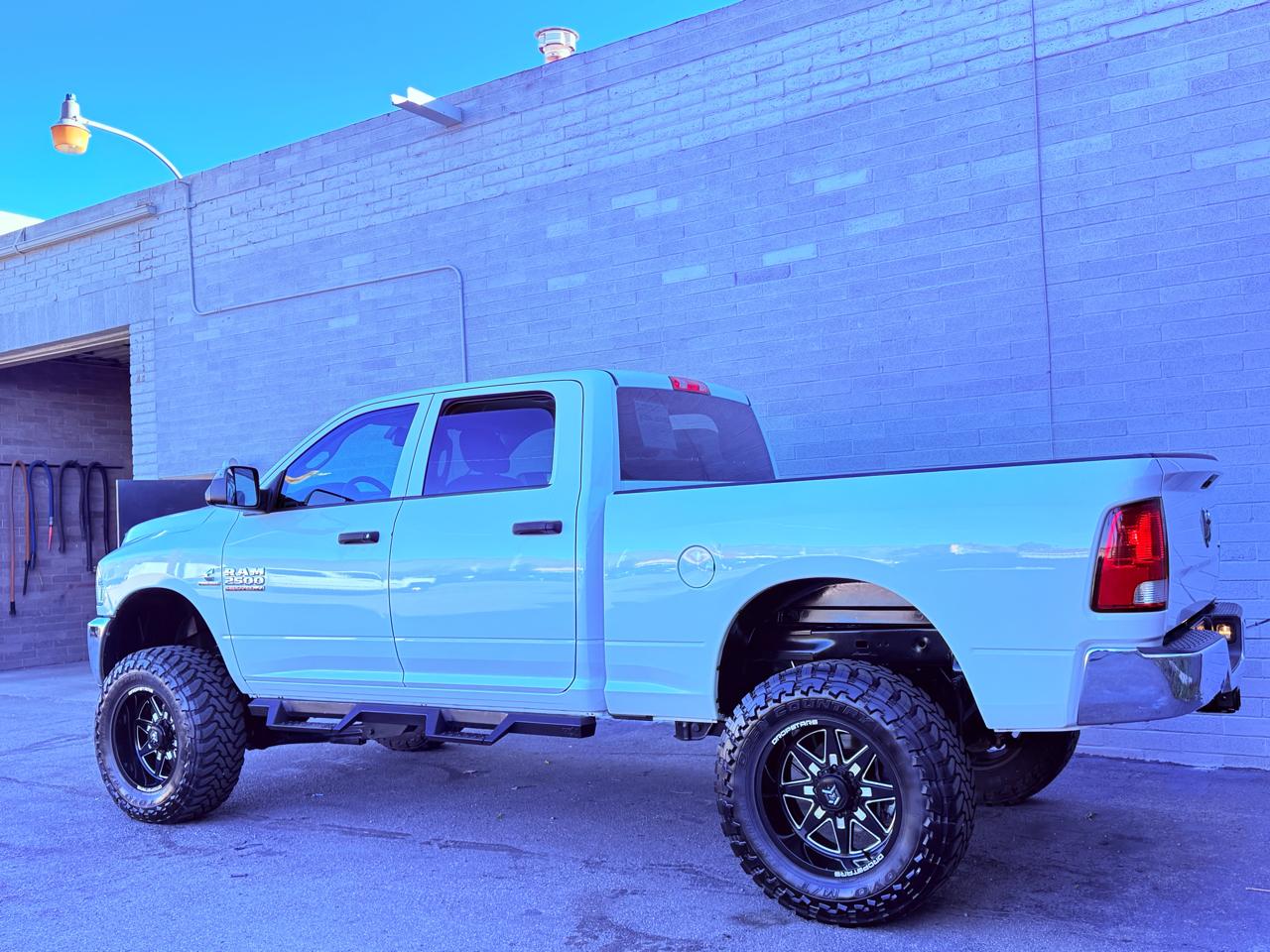 RAM 2500 Tradesman Crew Cab SWB 4WD 2018