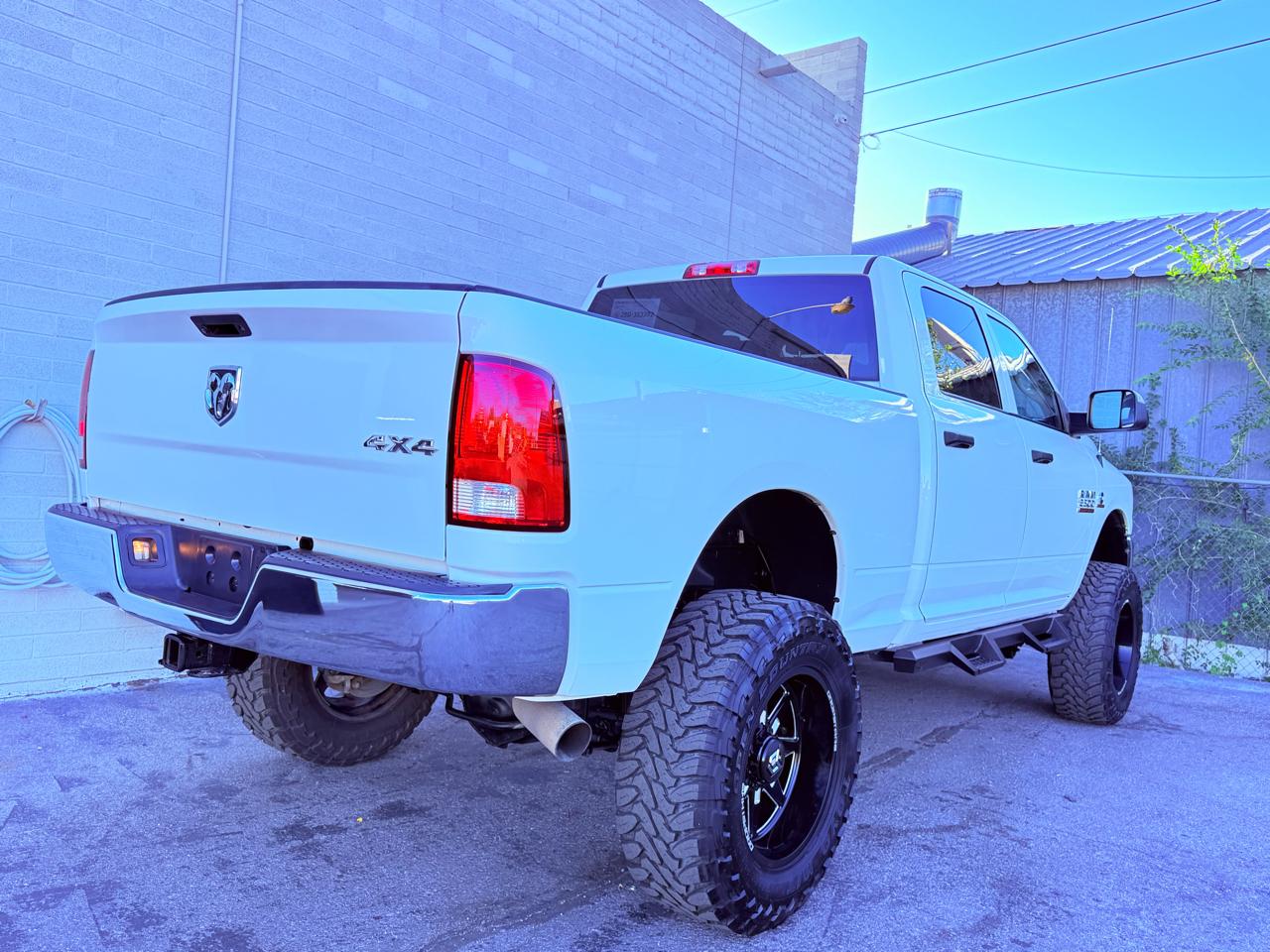 RAM 2500 Tradesman Crew Cab SWB 4WD 2018