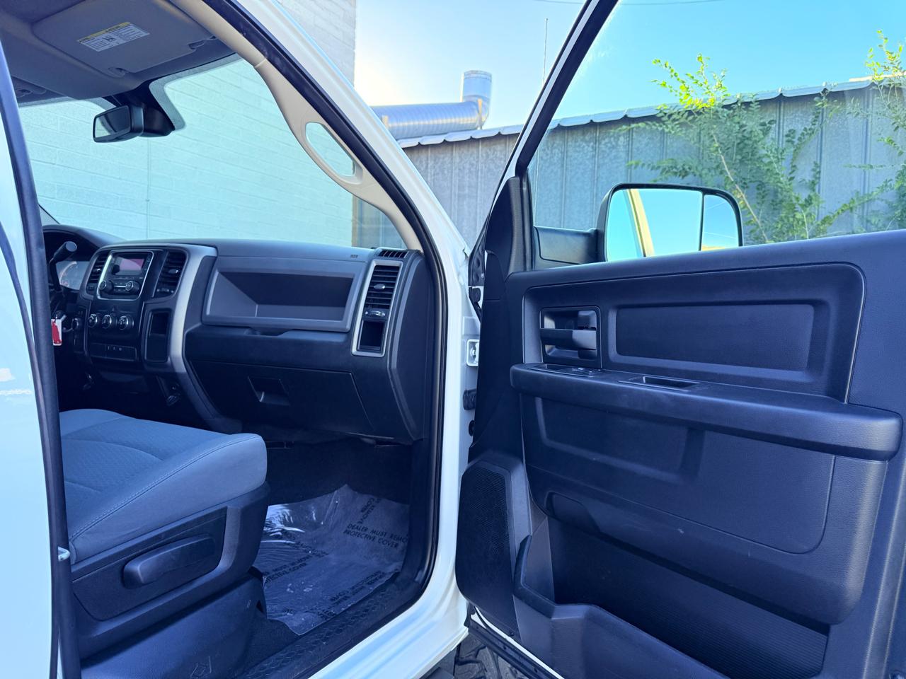 RAM 2500 Tradesman Crew Cab SWB 4WD 2018